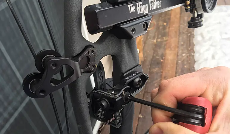 Tips for Drawing Your Bow Silently