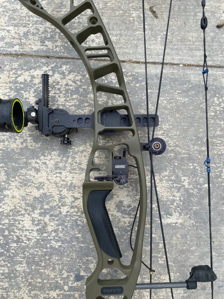 What Is The Riser On A Bow