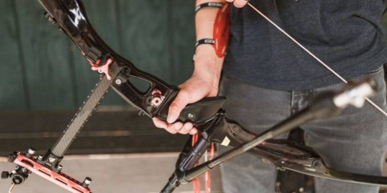 How Do Axis Move before I Shoot My Bow