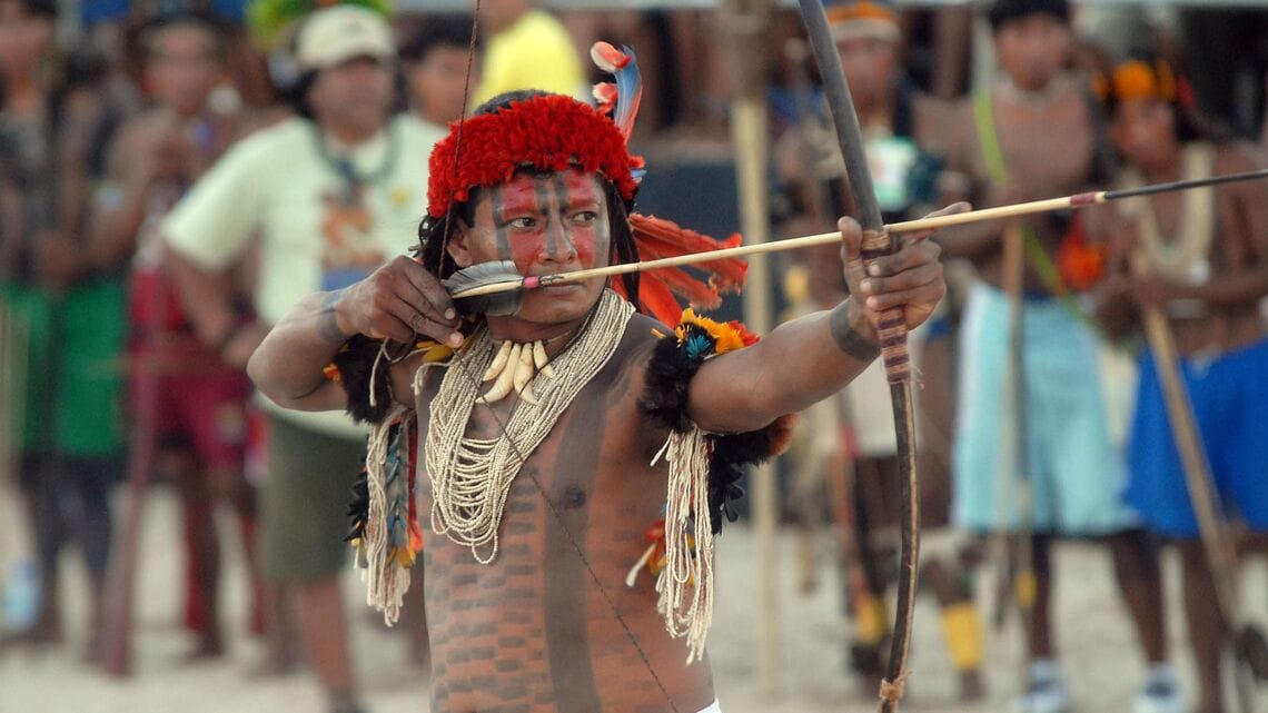 How Did Native Americans Shoot Bows