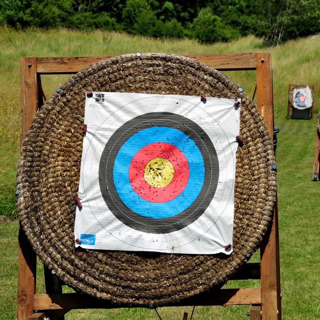 Burlap Vs Tarp Archery Target