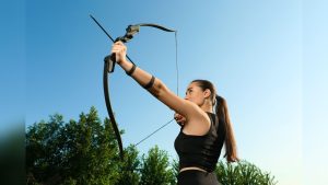 Accuracy Distance of Recurve Bow Vs Compound Bow: Ultimate Guide