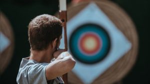 Do Hafza Archers Aim or Point Their Bow and Arrows? Expert Insights