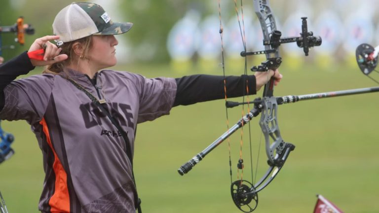 How Do You Play Archery
