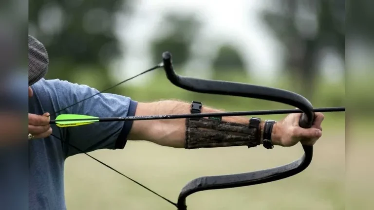 How to Make a Pvc Pipe Takedown Bow