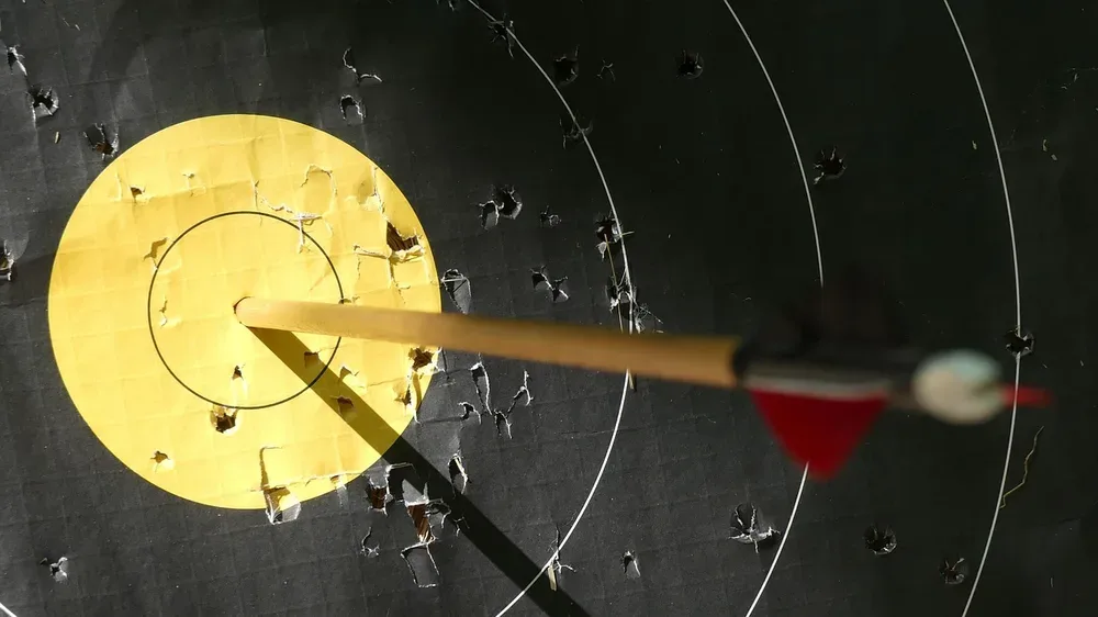 What Is the Distance for Archery Competition Rounds?